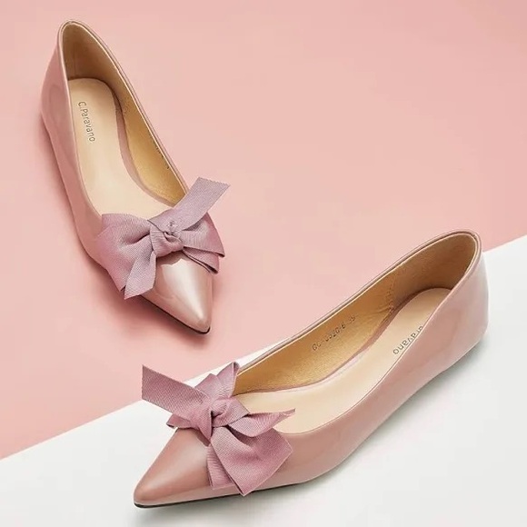 C. Paravano Designer Patent Pointy Bow Flats Size 41 New! - Picture 1 of 6